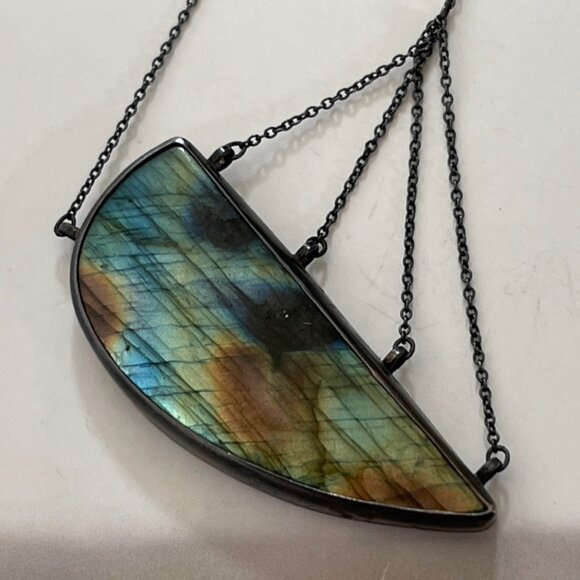 LAUREL'S BENCH Artisan Labradorite & Sterling Silver Suspension Necklace is NWOT - Picture 4 of 8